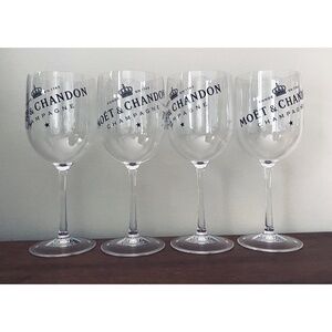 Moet & Chandon Champagne Clear Acrylic Party Goblets SET OF FOUR (4)